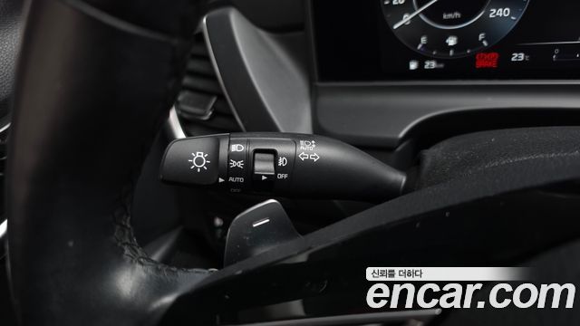 Kia Seltos Gasoline 2.0 2WD Signature 2023 — фото 36