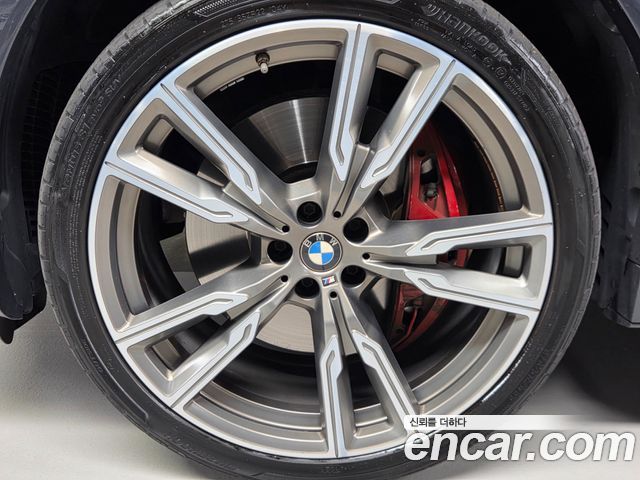 BMW X6 (G06) M50i 2022 — фото 24