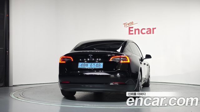 Tesla Model 3 RWD 2022 — фото 4