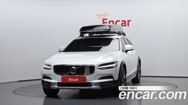 Volvo V90 Cross Country T5 Pro AWD 2020 — фото 3