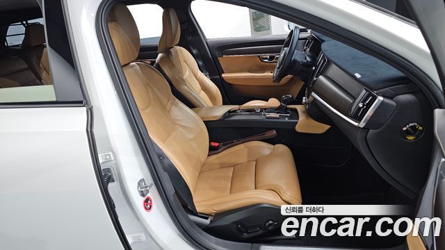 Volvo V90 Cross Country T5 Pro AWD 2020 — фото 32