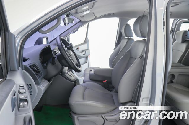 Hyundai Grand Starex Wagon 12-Seater Smart 2019 — фото 10