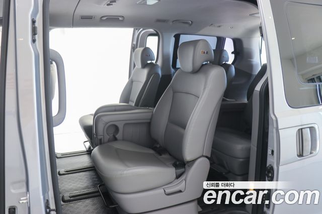 Hyundai Grand Starex Wagon 12-Seater Smart 2019 — фото 15
