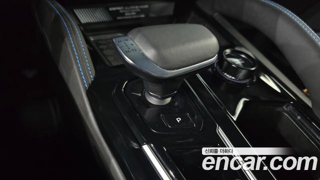 Renault Korea Grand Koleos 1.5 E-TECH Esprit Alphine Noir 2WD 2025 — фото 9