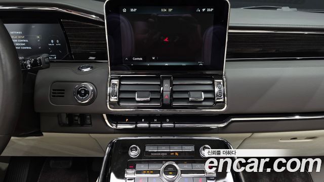 Lincoln Navigator (IV) 3.5L Black Label 2021 — фото 14