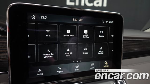 Lincoln Navigator (IV) 3.5L Black Label 2021 — фото 17