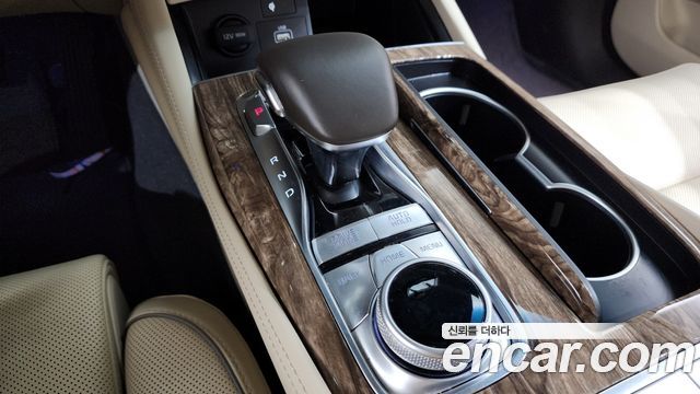 Kia K9 3.8 GDI AWD PlatinumⅡ 2020 — фото 9