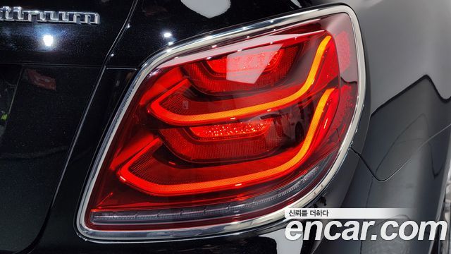Kia K9 3.8 GDI AWD PlatinumⅡ 2020 — фото 23