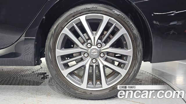 Renault Korea SM7 Nova LPLI 2.0 LPe Disabled 2018 — фото 21