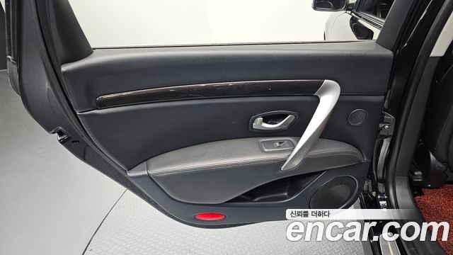 Renault Korea SM7 Nova LPLI 2.0 LPe Disabled 2018 — фото 25