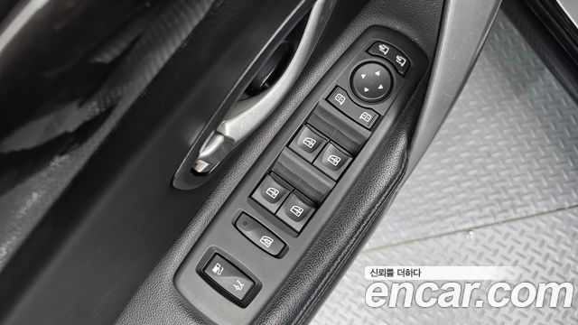 Renault Korea SM7 Nova LPLI 2.0 LPe Disabled 2018 — фото 29