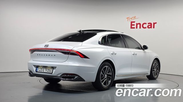 Hyundai Grandeur (IG) 2.5 Premium 2023 — фото 2