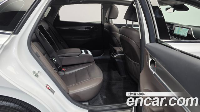 Hyundai Grandeur (IG) 2.5 Premium 2023 — фото 12