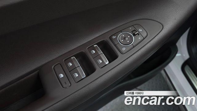 Hyundai Grandeur (IG) 2.5 Premium 2023 — фото 27