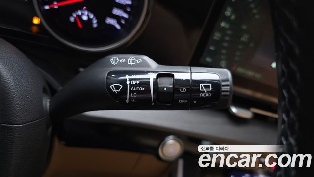Kia Carnival (IV) Diesel 9-Seater Prestige 2022 — фото 15