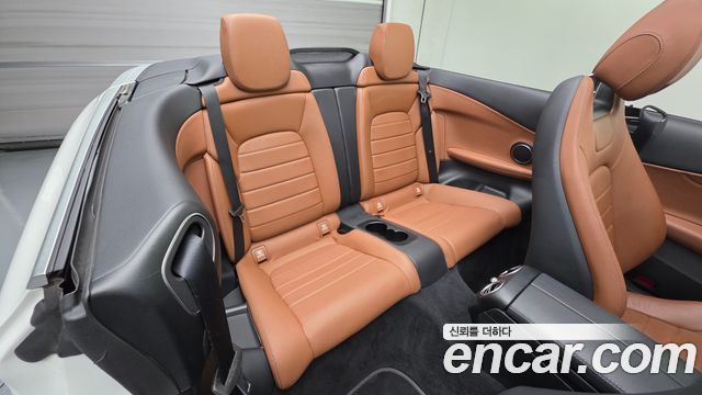 Mercedes-Benz C-Class (W205) C200 Cabriolet 2021 — фото 12
