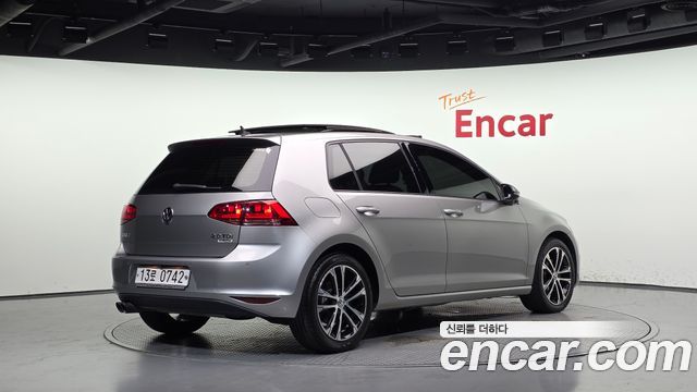 Volkswagen Golf (VII) 2.0 TDI Premium 2016 — фото 2
