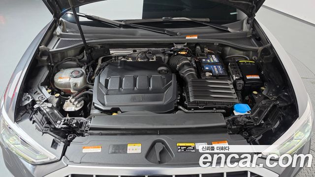 Audi Q3 (F3) 35 TDI Quattro Premium 2023 — фото 6