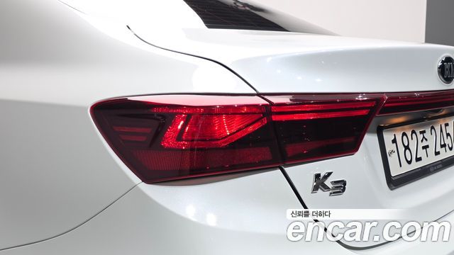 Kia K3 Luxury 2020 — фото 23