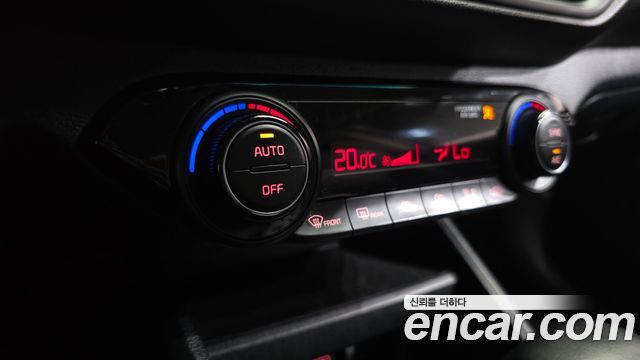 Kia K3 Luxury 2020 — фото 31