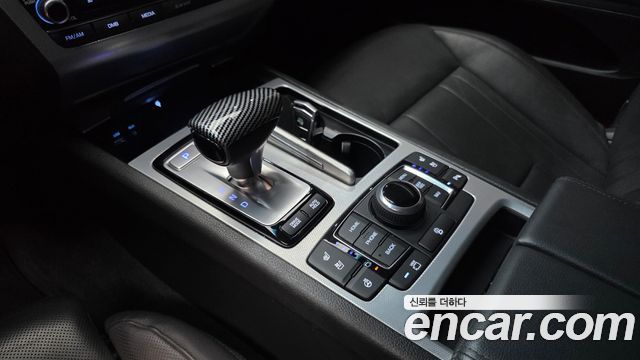 Genesis G80 3.3 GDI AWD Premium Luxury 2017 — фото 9