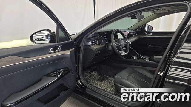 Kia K5 (III) 1.6 Turbo Noblesse 2023 — фото 10