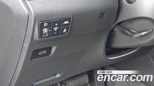 Kia K5 (III) 1.6 Turbo Noblesse 2023 — фото 19