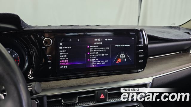 Kia K5 (III) 1.6 Turbo Noblesse 2023 — фото 29