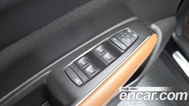 Renault Korea QM6 2.0 GDe RE Signature 2WD 2022 — фото 29