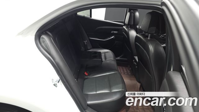 Chevrolet Malibu 2.0 LT Deluxe Pack 2016 — фото 12