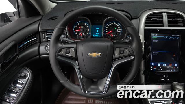 Chevrolet Malibu 2.0 LT Deluxe Pack 2016 — фото 13