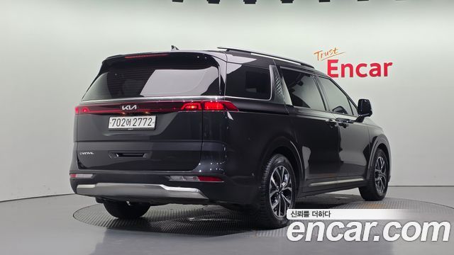 Kia Carnival (IV) Gasoline 11-Seater Signature 2023 — фото 2