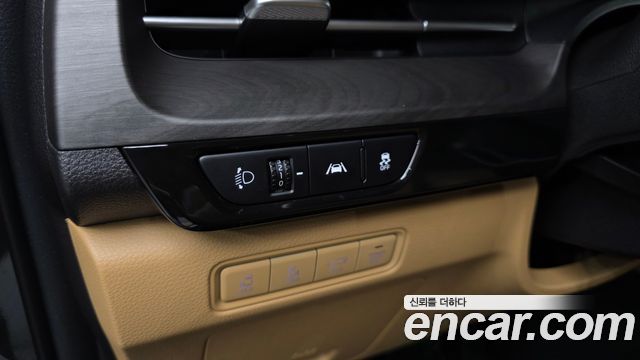 Kia Carnival (IV) Gasoline 11-Seater Signature 2023 — фото 12
