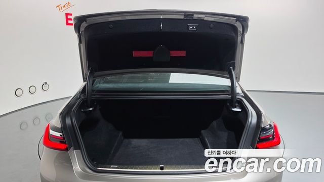 BMW 7 Series (G11) 740Li xDrive Design Pure Excellence 2021 — фото 20