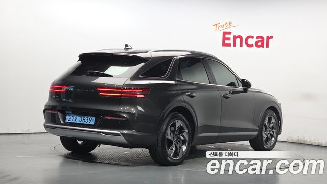 Genesis Electrified (GV70) e-AWD 2022 — фото 2