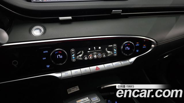 Genesis Electrified (GV70) e-AWD 2022 — фото 17