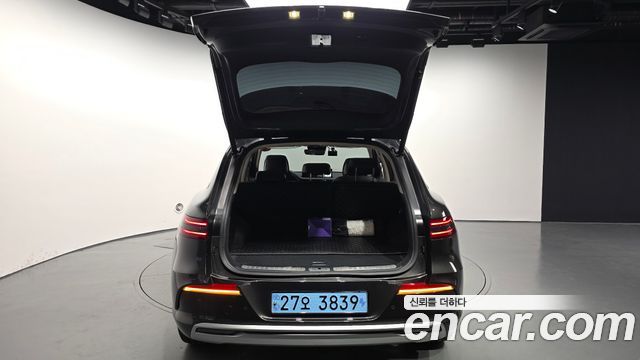 Genesis Electrified (GV70) e-AWD 2022 — фото 20