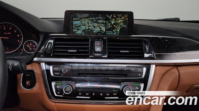 BMW 4 Series (F32) 420i Luxury GranCoupe 2016 — фото 17