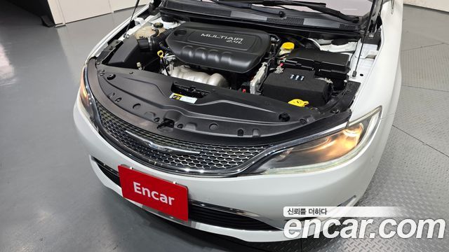 Chrysler 200 (II) 2.4 Limited 2015 — фото 6