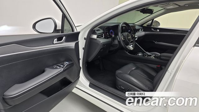 Kia K5 (III) 2.0 Prestige 2022 — фото 10