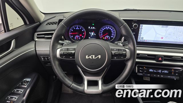 Kia K5 (III) 2.0 Prestige 2022 — фото 13