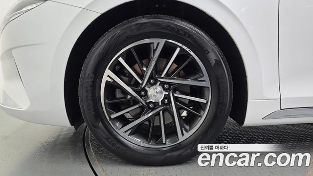 Hyundai Grandeur (IG) 2.5 Premium Choice 2020 — фото 5