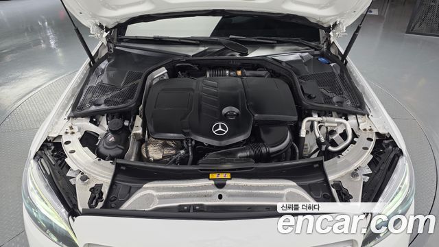 Mercedes-Benz C-Class (W205) C220 d 4MATIC 2020 — фото 6
