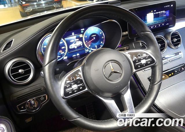 Mercedes-Benz GLC-Class (X253) GCL300 4MATIC Coupe 2023 — фото 16