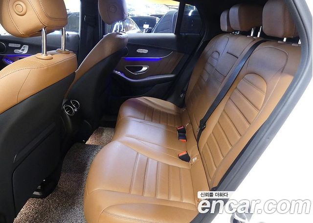 Mercedes-Benz GLC-Class (X253) GCL300 4MATIC Coupe 2023 — фото 22