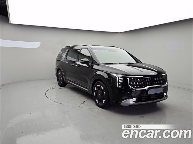 Kia Carnival (IV) Gasoline 7-Seater Signature