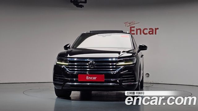 Volkswagen Touareg (III) 3.0 TDI Prestige 2020 — фото 3