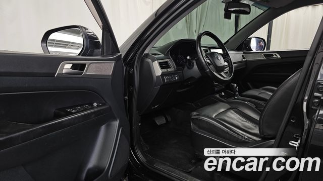 KG Mobility (SsangYong) Rexton Sports Diesel 2.2 4WD Noblesse 2019 — фото 10