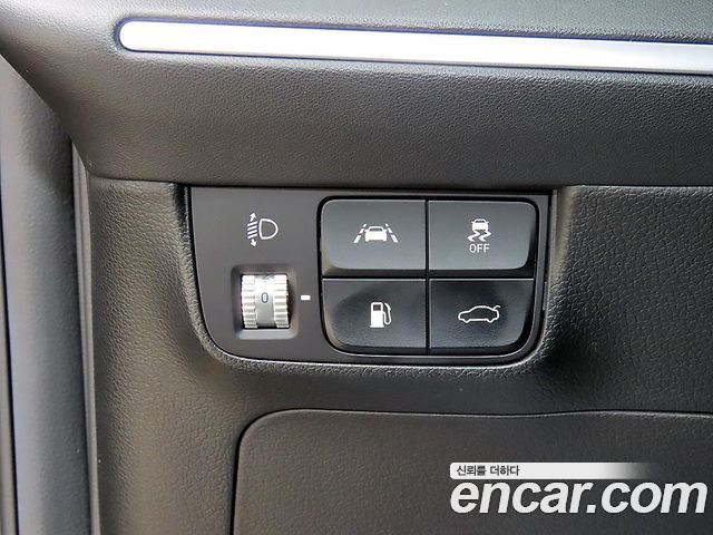 Hyundai Grandeur (IG) 2.5 Exclusice 2023 — фото 17