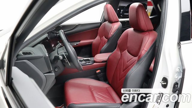 Lexus NX350h (II) Luxury 2024 — фото 18